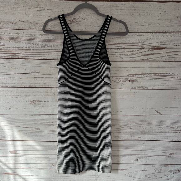 BCBGeneration Women's Striped Ribbed Stretch Bodycon Dress Size XS/S - Picture 6 of 9